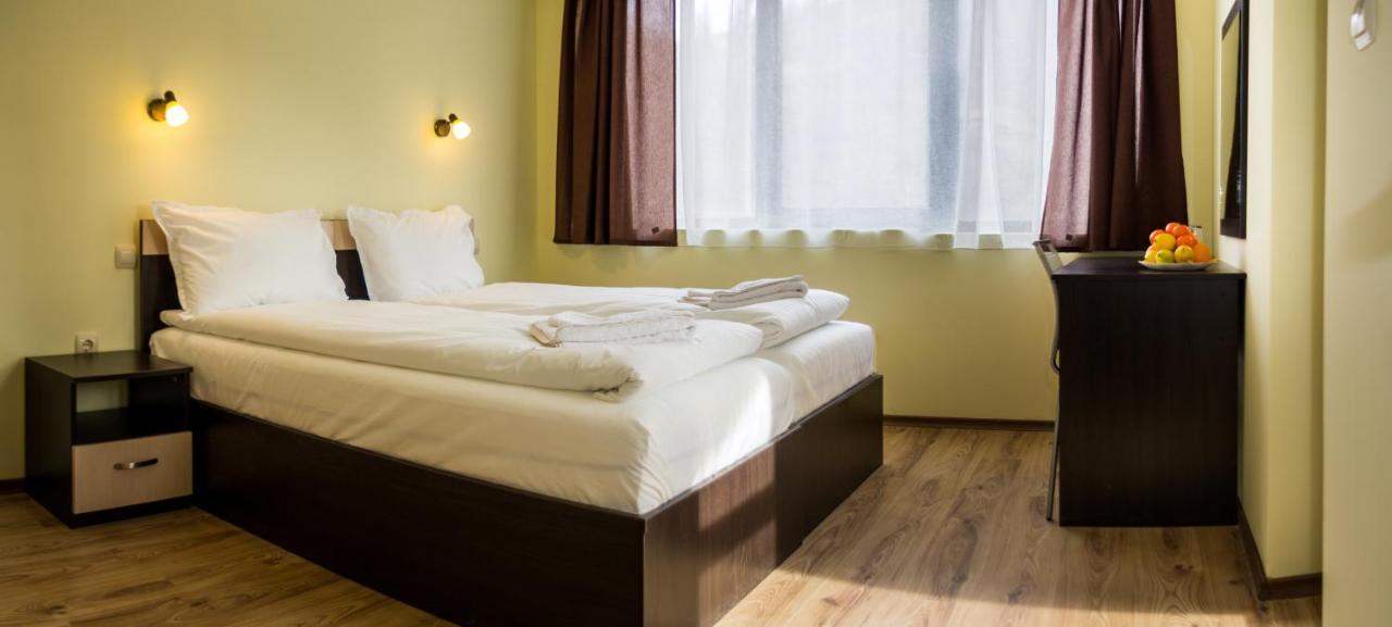 Family Hotel Virgin Ribarica Eksteriør billede