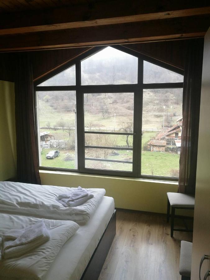Family Hotel Virgin Ribarica Eksteriør billede
